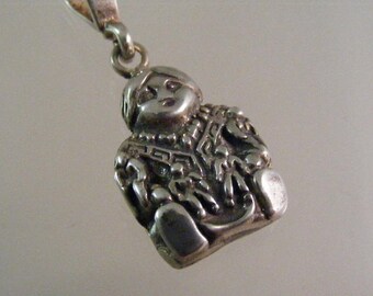 Vintage Southwest Storyteller Pendant in Sterling Silver.... Lot 5480