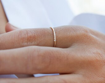 Diamond Wedding Ring, Thin Diamond Band, Wedding Ring, Band with 5 Diamonds, Diamond Band, Pave Diamond Band, 1 mm Ring, Engagement Band