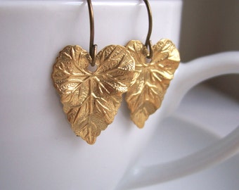 Golden Ivy Leaf earrings - botanical brass leaf - gift for gardener