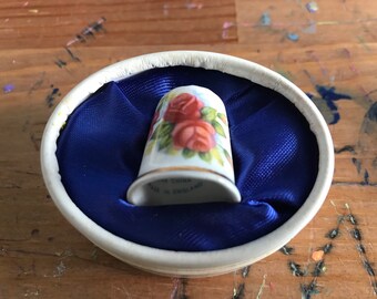 Thimble Queen's Fine Bone China