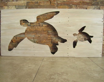 Distressed Pallet Wooden Sea Turtle Silhouette Barn Wood Finish Wall Art
