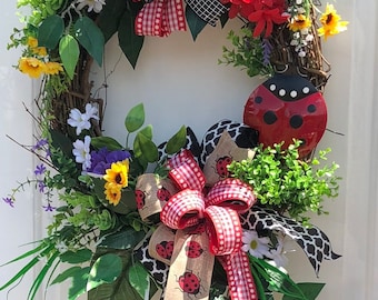 Lady Bug Wreath , Farmhouse Decor, SummerWreath, Sunflower Wreath,Sassy Doors Wreath,Grapevine Wreath, Front Door Wreath, Welcome Wreath