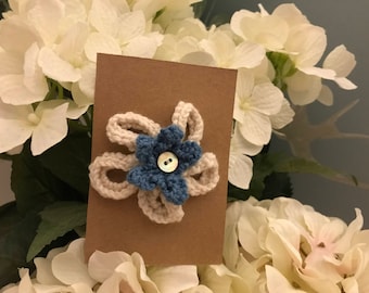 Flower brooch - hand knitted