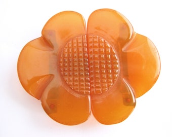 Vintage Bakelite buckle, Flower shaped clasp buckle, handcarved and UNUSED!!!