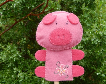 "Pink pig" finger puppet felt