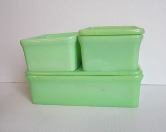 Vintage McKee Jadeite Set of Refrigerator Dishes Skokie Green