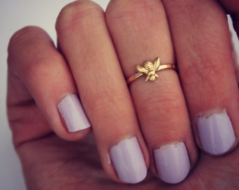 Bee Midi ring, 14k gold knuckle ring, Bee stacking ring - midi ring, hammered, textured knuckle ring