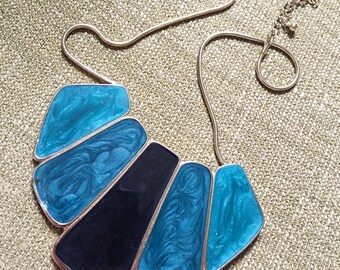 Necklace of the ocean