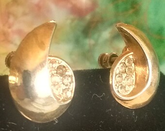 Deco Crurved Rhinestone Screw Back Earrings