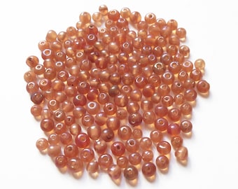 100 round beads pink glass iridescent lined 4mm