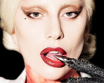 The Countess Claw Ring