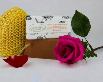 Pink Clay SOAP. 100% natural vegan and handmade with rose, geranium and palmarosa for dry sensitive mature or devitalized skin