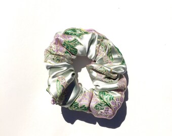 Ivory Chinese Brocade Scruncie
