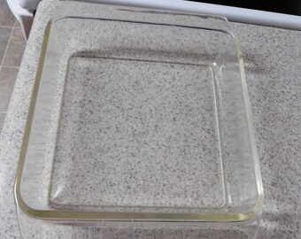 Pyrex 222 8 X 8 Square Baking Pan