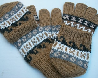 Alpaca glittens. Convertible mittens. Only 3 colors available now. Black, tan, brown.