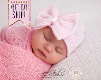 NEWBORN BOW, newborn bow hat, baby girl newborn hat hat, girl newborn, baby girl newborn outfit, girl newborn photo prop, baby girl newborn