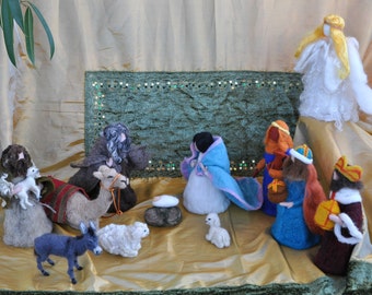 Needle felted Nativity Waldorf. 13 pieces. Made to order.