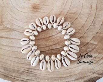 Pearls and shell bracelet