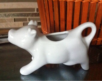 Cow Creamer Vintage / Porcelain White Cow Creamer / Cow Porcelain Pitcher / Cow Milk Pitcher