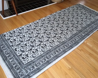 Vintage 100% cotton Mud Cloth made in Pakistan/black/White/gray Paisley