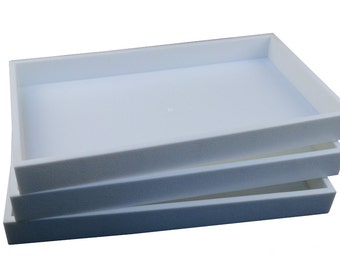 3 White Plastic Full-Size Stackable Storage Trays case