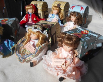 Kingstate 1980's. 6 Storybook doll set