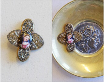 80s Antique Inspired Brooch / 1980s / Portrait Miniature Brooch / Gold Brooch / Vintage Costume Jewellery