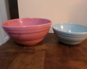 Pair of Vintage Pottery Mixing Nesting Bowls Pink and Blue Unmarked Excellent Condition TC