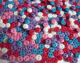 20 plastic buttons with 6 mm dolls clothes
