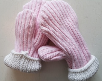 Toddler's Pink Mittens