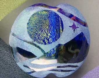 Lampwork Focal Bead SRA "Bold Landscape Window" Handmade Faceted Sandblasted Faceted Dichroic Glass Bead with Iridescent Lustre ~ Sea Tones