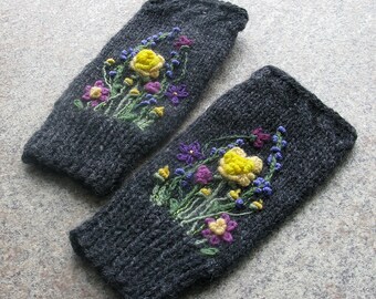 Knit Accessories Embroidered Fingerless Gloves Knit Mittens Gloves Grey Women's Arm Warmers Woolen Hand Knit Fingerless Gloves Wrist Warmers