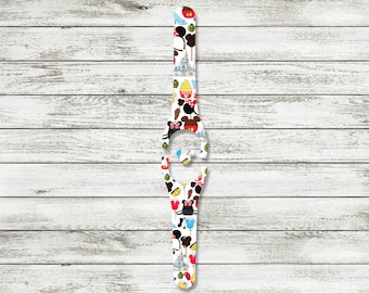 Fashionista Decal for Disney Magic Bands| MagicBand 1.0 or 2.0 Skin | Fits Both Adult & Child Bands | Castle, Balloons, Ears, Bow, Backpack