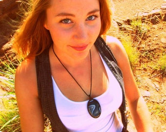 Classic jewelry, Sardonyx Necklace / Sardonyx jewelry / for mom / Macrame necklace / Healing Stones and crystals / Healing crystal necklace