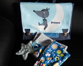 Petit cartable garçon"loup sur la lune" personnalisé prénom