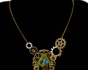 Steampunk "Géologhia" asymmetrical Necklace: Labradorite