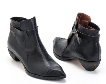 Black Leather Booties / Women Leather Shoes / Lizard Pattern Leather Casual Boots / Designers Shoes / High Heels Winter Shoes - Tumarkin