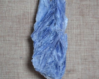 Rare Natural Raw Natural Kyanite Quartz Mineral specimens/Rough Kyanite Stone/Rarity Larger Raw Kyanite Specimen/Kyanite Gem-98*39*24mm 122g
