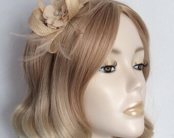 NATURAL FASCINATOR, Made with sinamay, feathers, Nude chiffon flower, on a headband