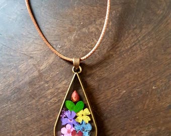 Flower necklace, pressed flower necklace, natural jewellery, glass necklace, resin necklace, dry flower pendant