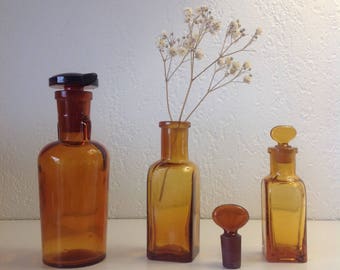 Apothecary bottles / of apothecary Bottle