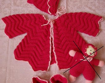 baby/birth gift idea: set fuschia 6 months