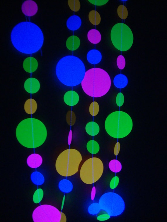 glow in the dark balloons diy black light glow in the dark balloons diy black light