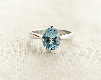 On Sale- Oval Cut aquamarine ring in solid 18k white gold
