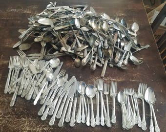 Vintage Antique Old Silverplate Flatware Silverware Craft Grade Lot 319 Pieces Spoons Teaspoons Forks Knives Tarnished Monograms