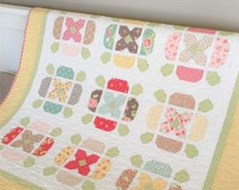 Flower Tile - Quilt Pattern from Carried Away Quilting