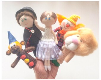 Finger puppets "Circus" - 5 beautiful puppets and puppet pouppes in knit and felted wool fabric; Wool finger puppets