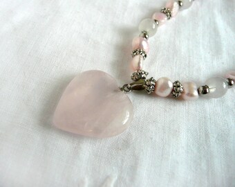 Pink quartz bead bracelet - quartz heart bracelet - quartz and freshwater pearl bracelet - pink stretch bracelet