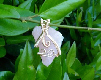 Rose Quartz Arrowhead Pendant