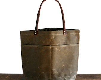 Brown Large Everyday Tote, Waxed Canvas Bag, Waxed Canvas Tote, Canvas Tote Bag, Carry All, Everyday Carry Bag, Simple Tote